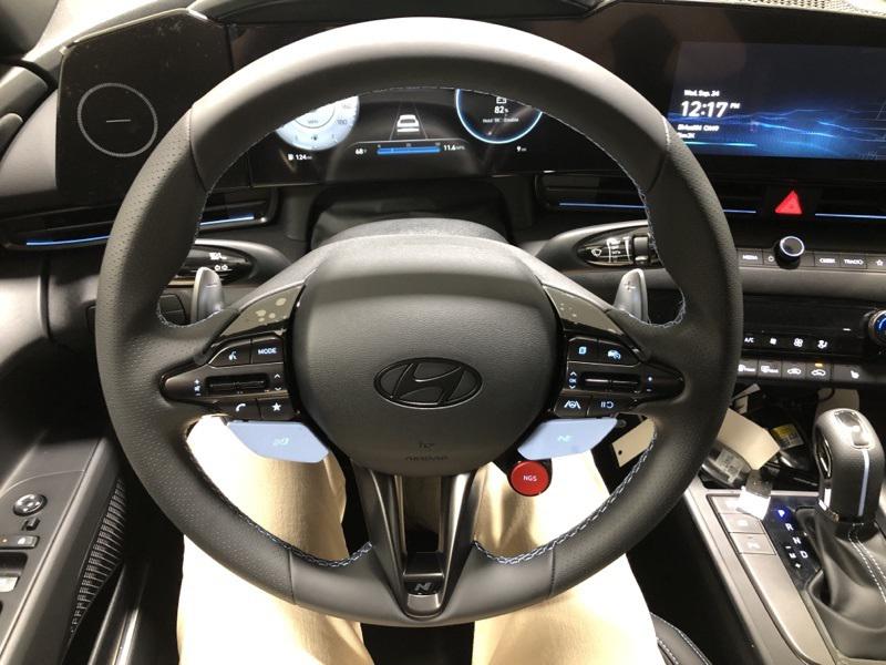 2025 Hyundai Elantra N photo 22