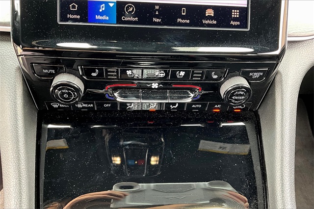 2022 Jeep Grand Cherokee Overland photo 15