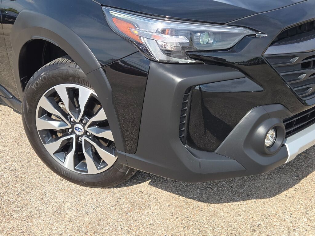 2023 Subaru Outback Touring XT photo 2
