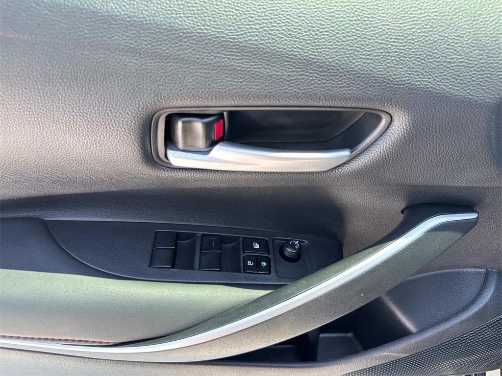 2024 Toyota Corolla SE photo 19