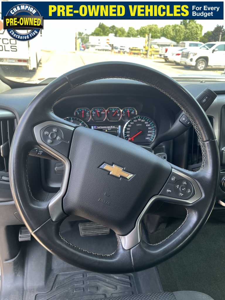 2017 Chevrolet Silverado 1500 LT2 photo 11