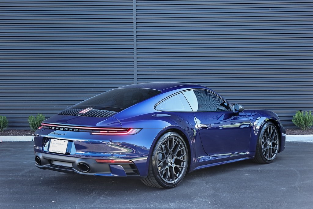 2023 Porsche 911 T photo 7