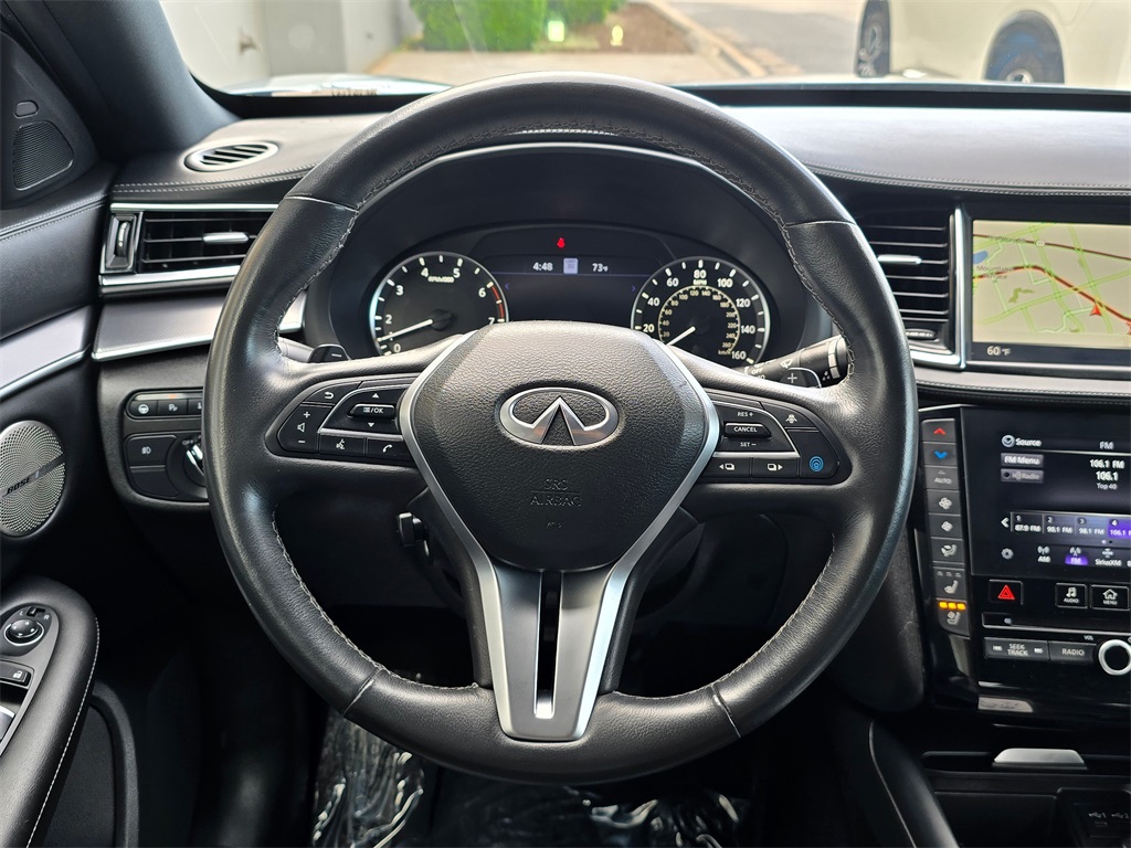 2022 Infiniti QX55 Essential photo 11