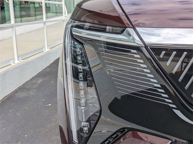 2025 Cadillac Escalade IQ Luxury photo 10