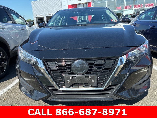 2022 Nissan Sentra SV photo 2