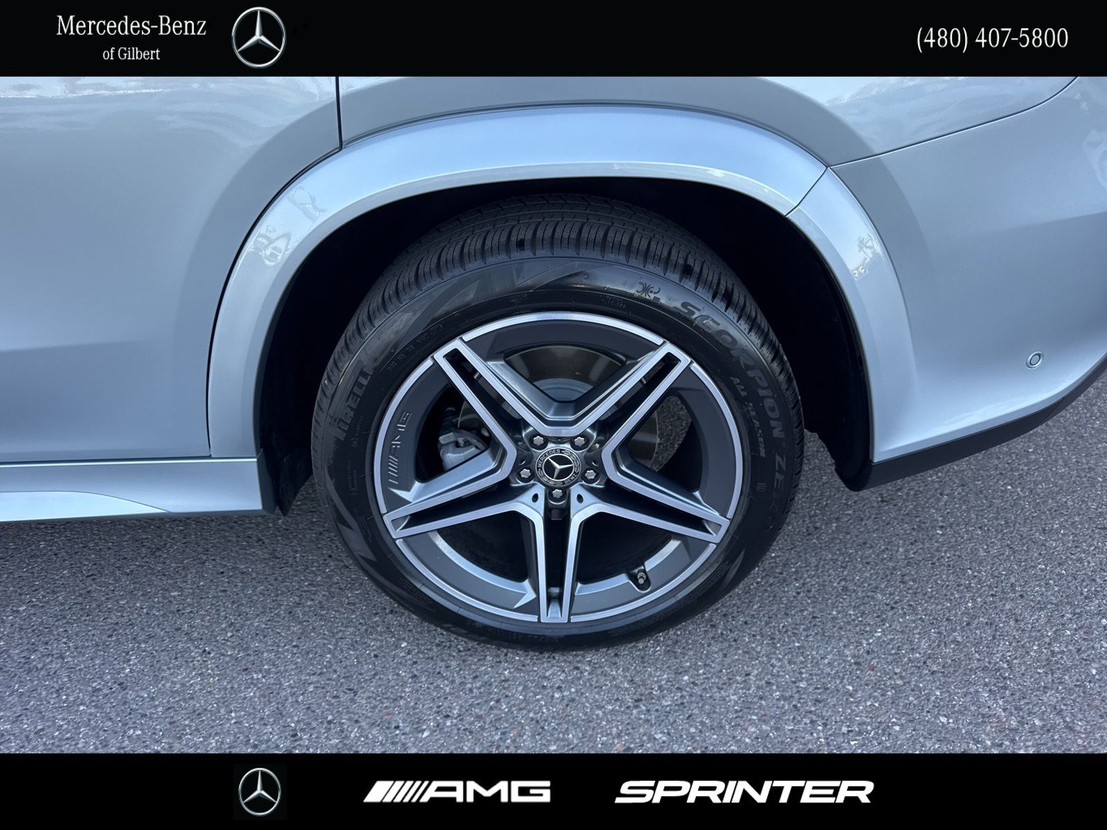 2025 Mercedes Benz GLS 450 4MATIC photo 2