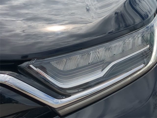 2021 Honda CR-V Hybrid Touring photo 9
