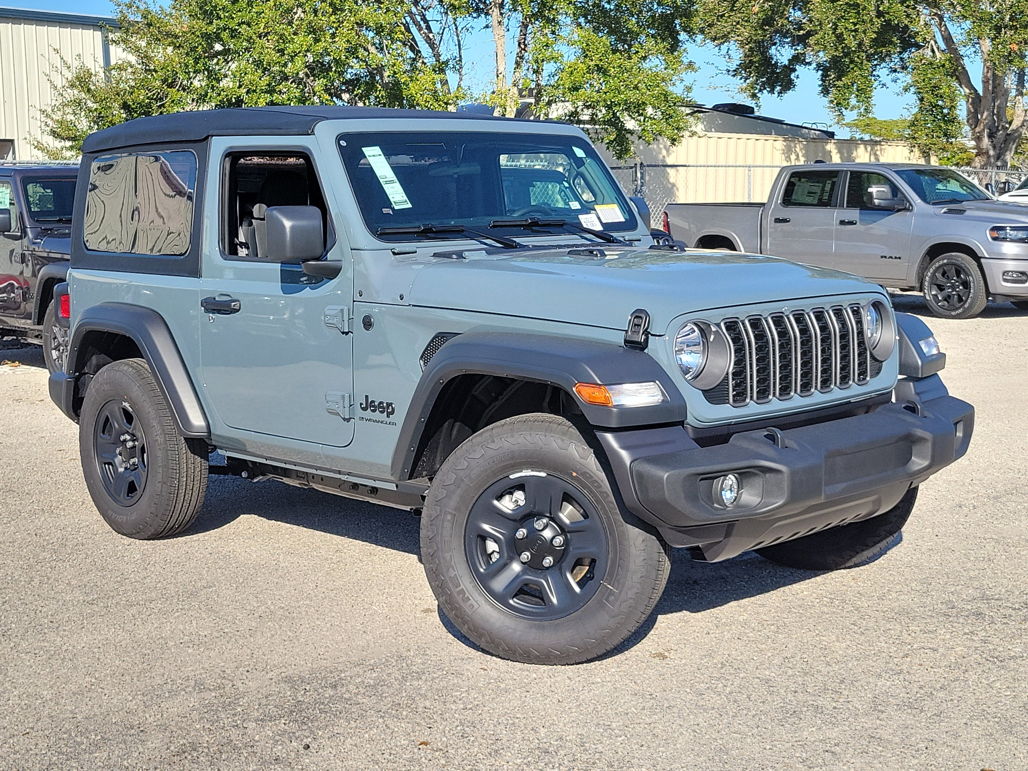 2026 Jeep Wrangler 2-Door Sport's photo
