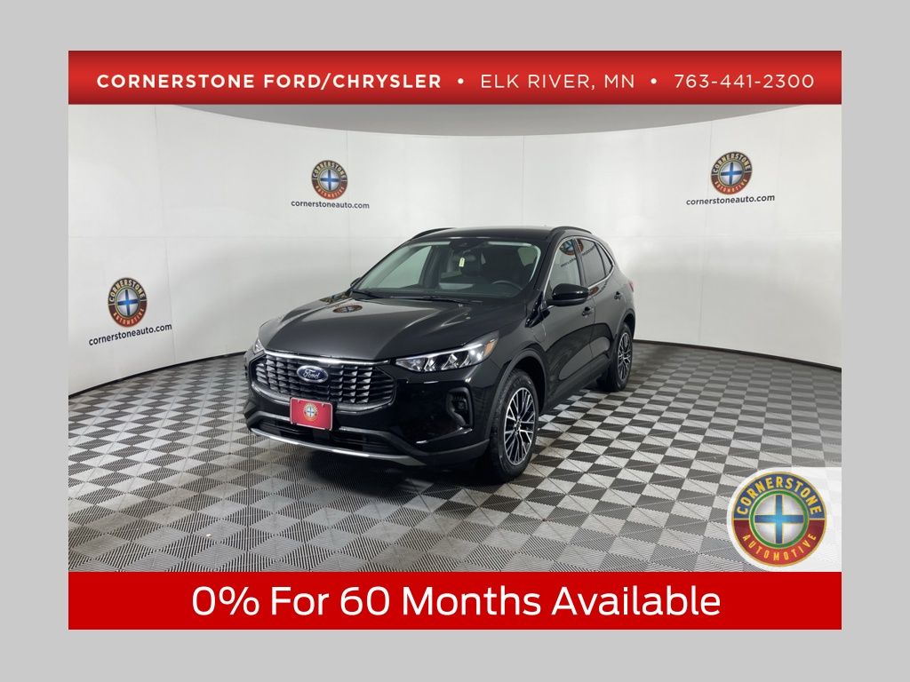 2025 Ford Escape PHEV's photo