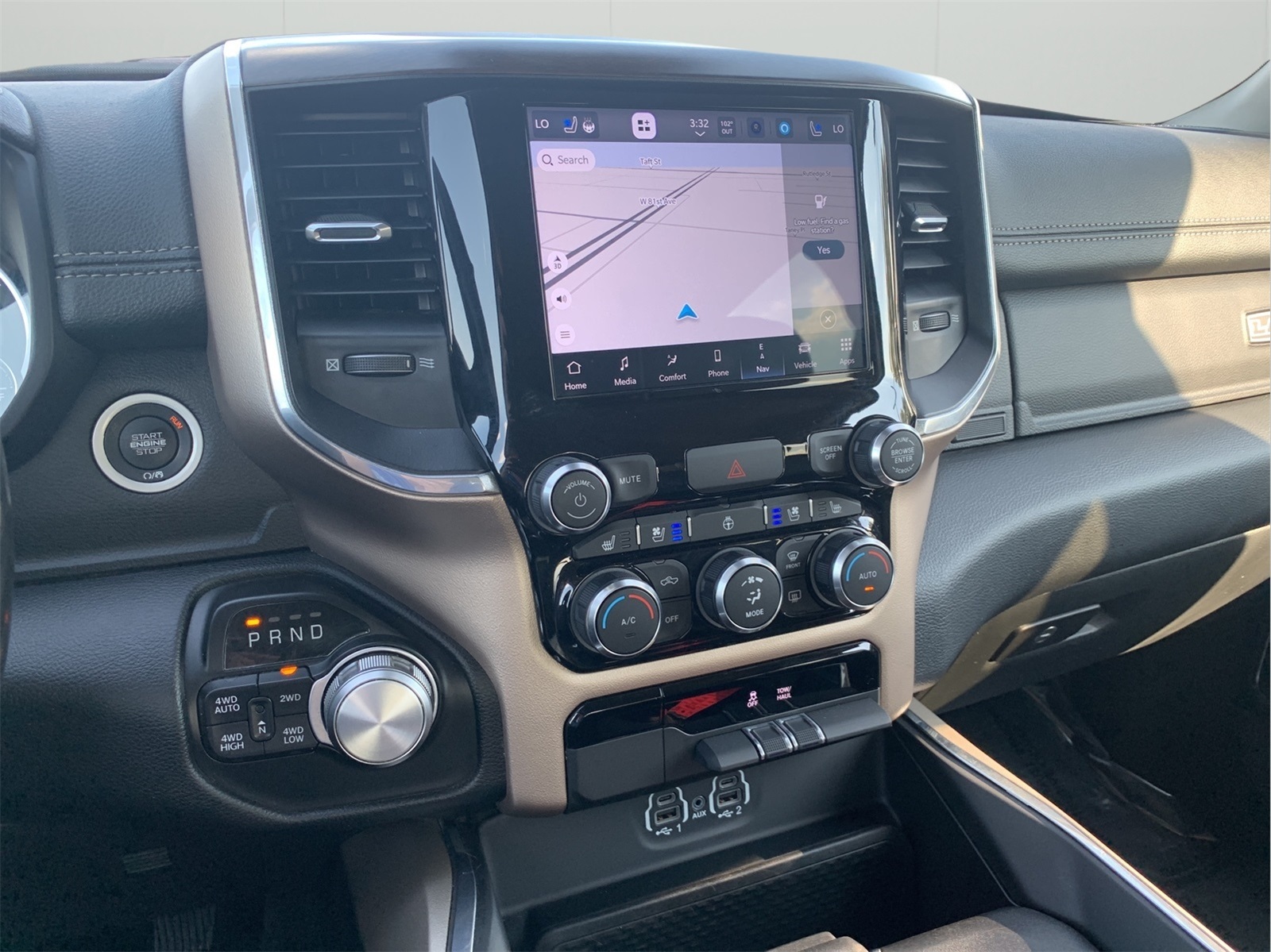 2022 Ram 1500 Laramie photo 23