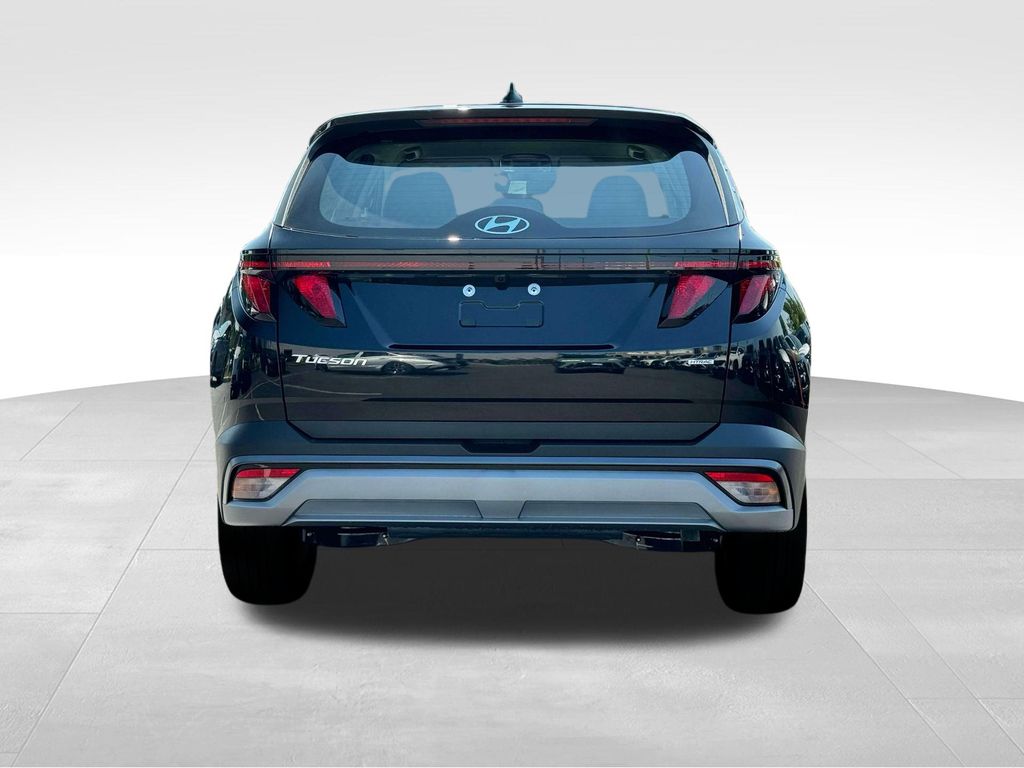2025 Hyundai Tucson SE photo 4