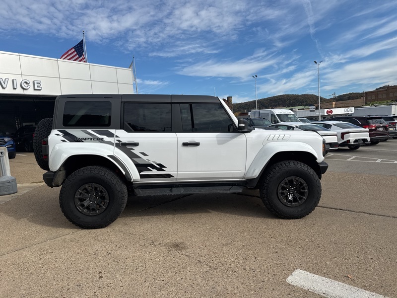 2024 Ford Bronco Raptor photo 3
