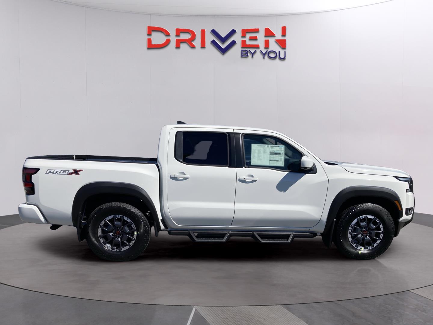 2026 Nissan Frontier PRO-X photo 3