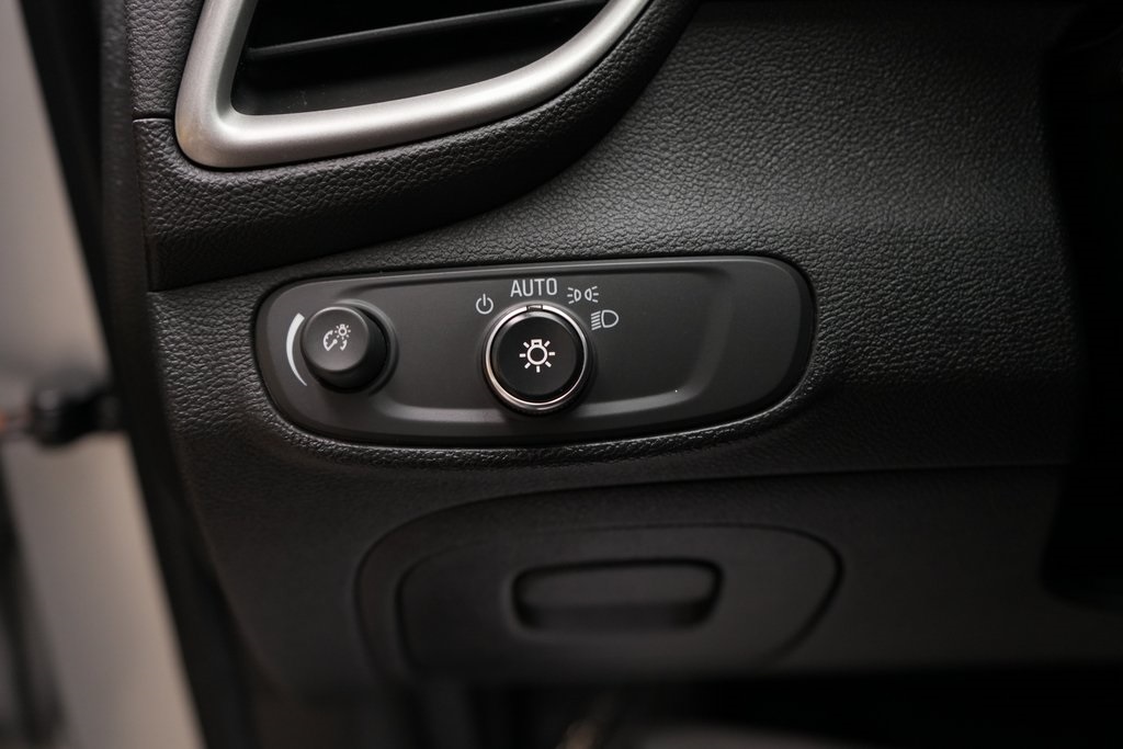2019 Chevrolet Trax LT photo 22