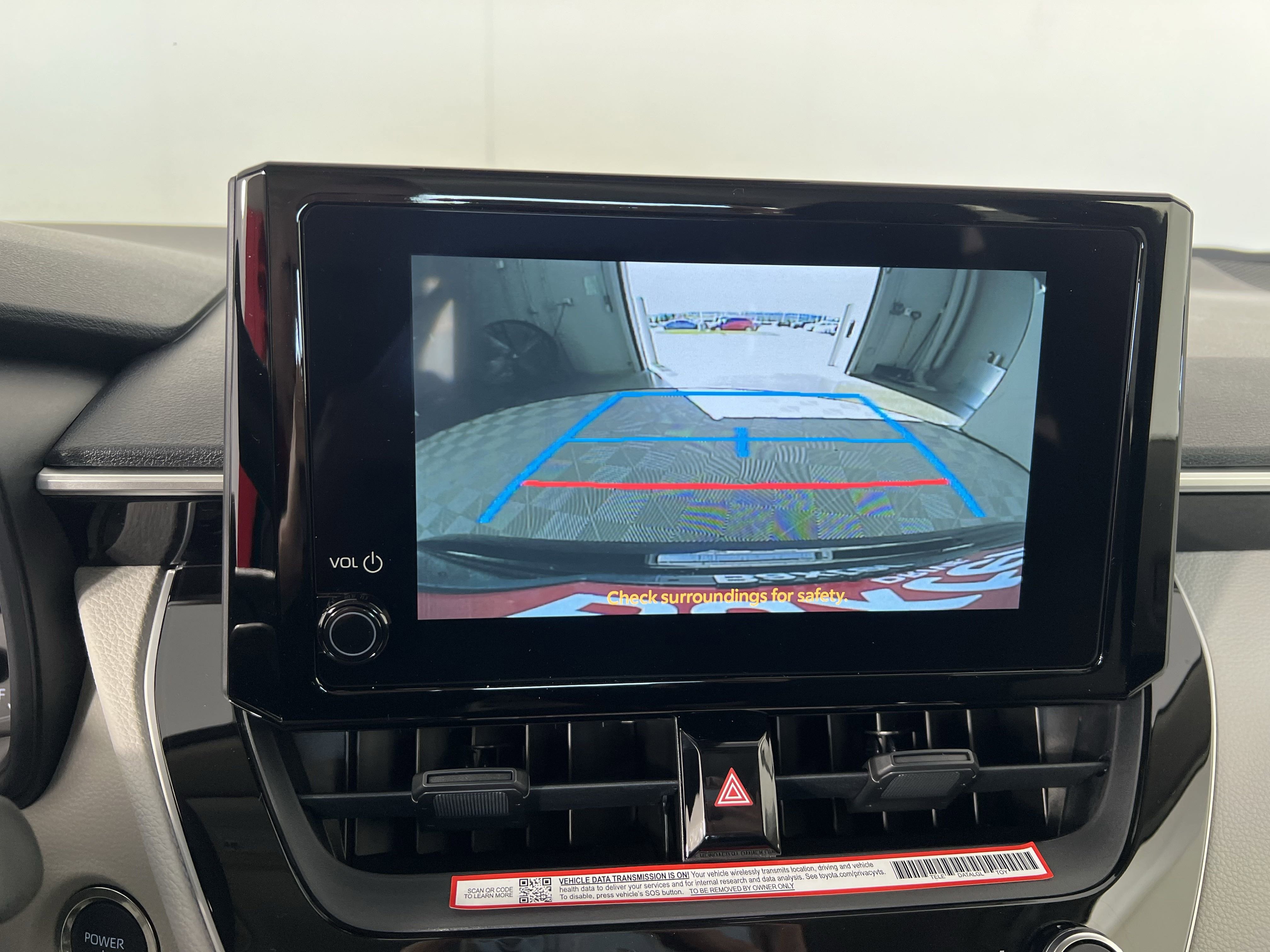 2025 Toyota Corolla Hybrid LE photo 3