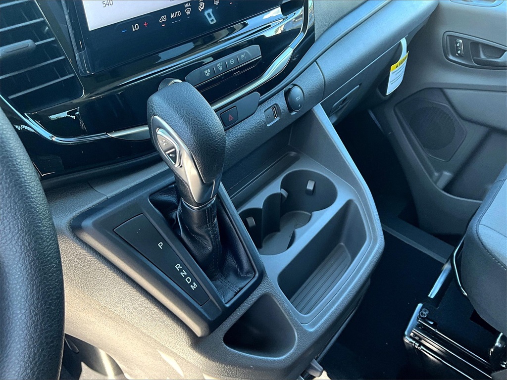 2025 Ford Transit photo 7