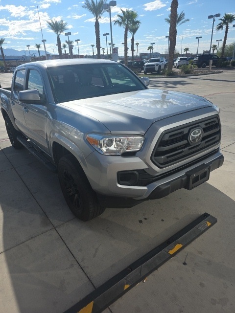 2018 Toyota Tacoma SR photo 2