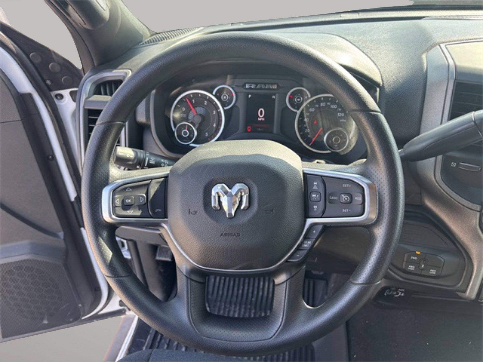 2026 Ram 3500 Tradesman photo 4