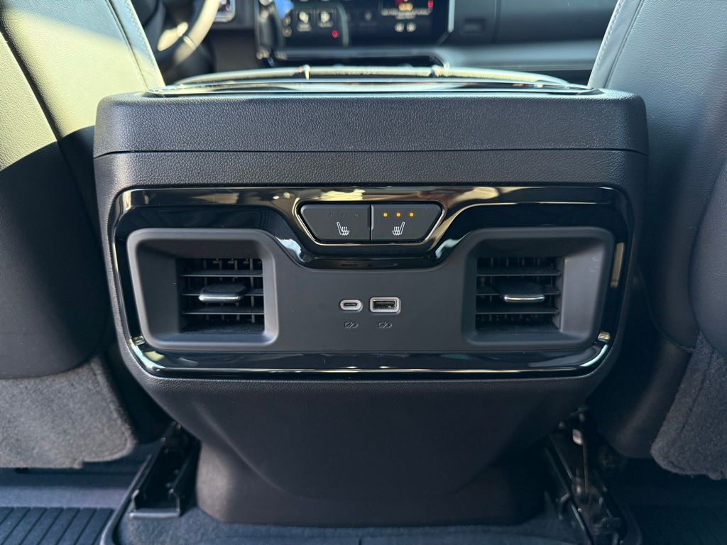 2024 Gmc Sierra 1500 AT4X photo 31
