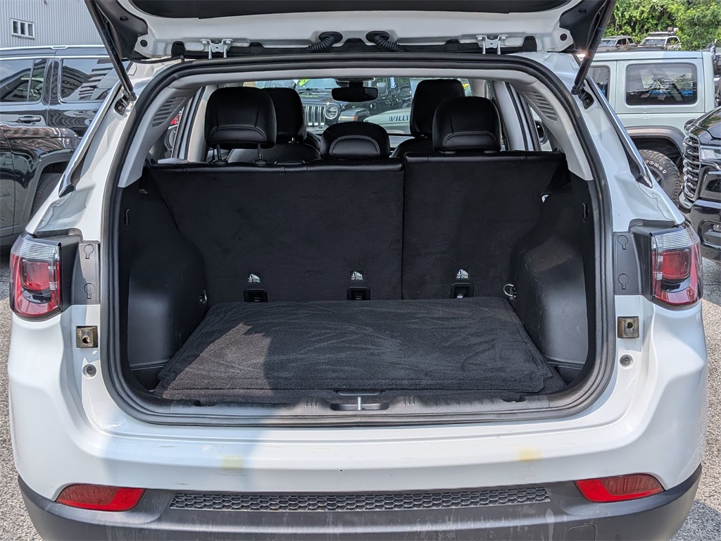 2022 Jeep Compass Limited photo 4
