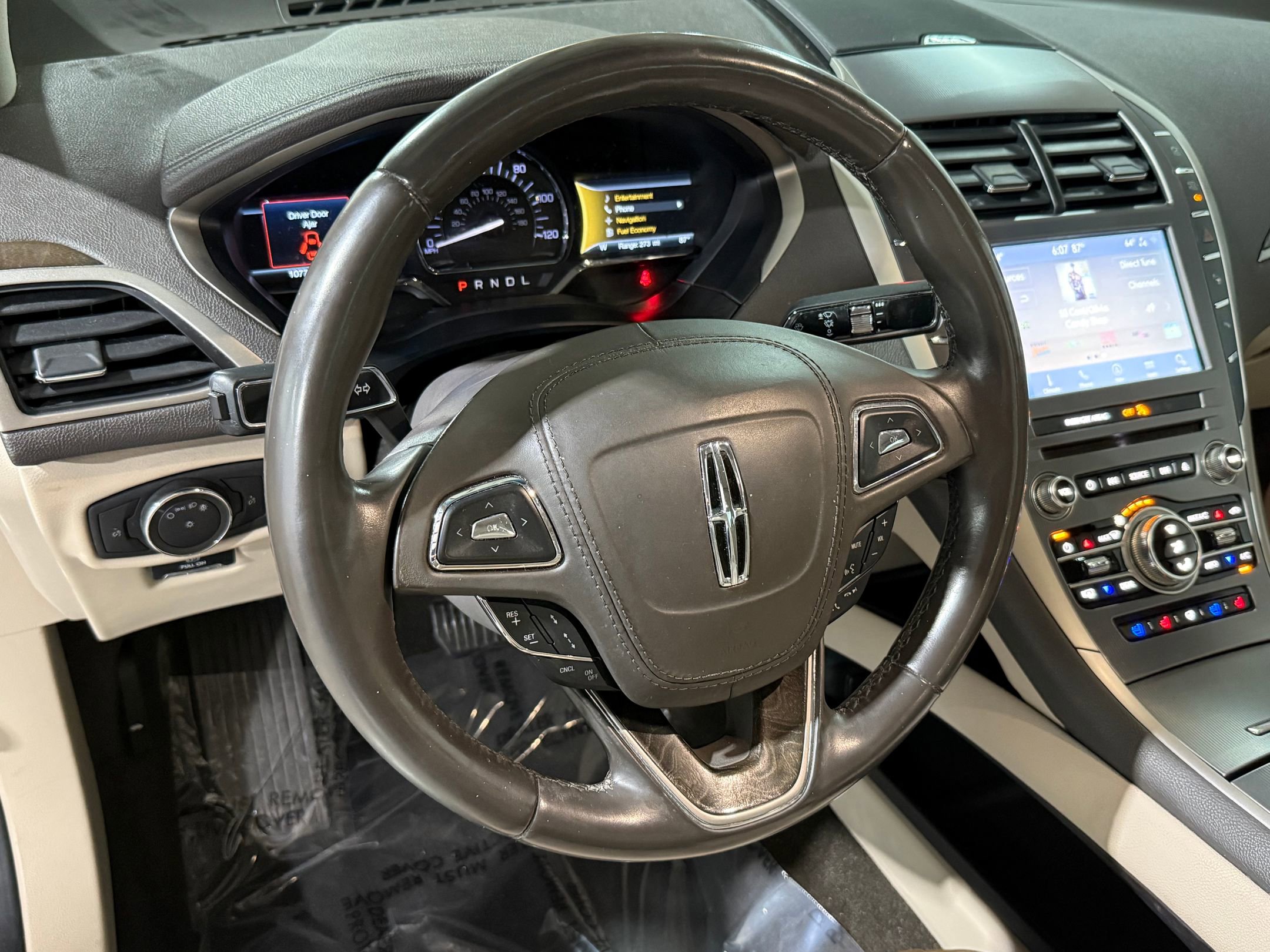 2020 Lincoln MKZ Hybrid Reserve photo 8