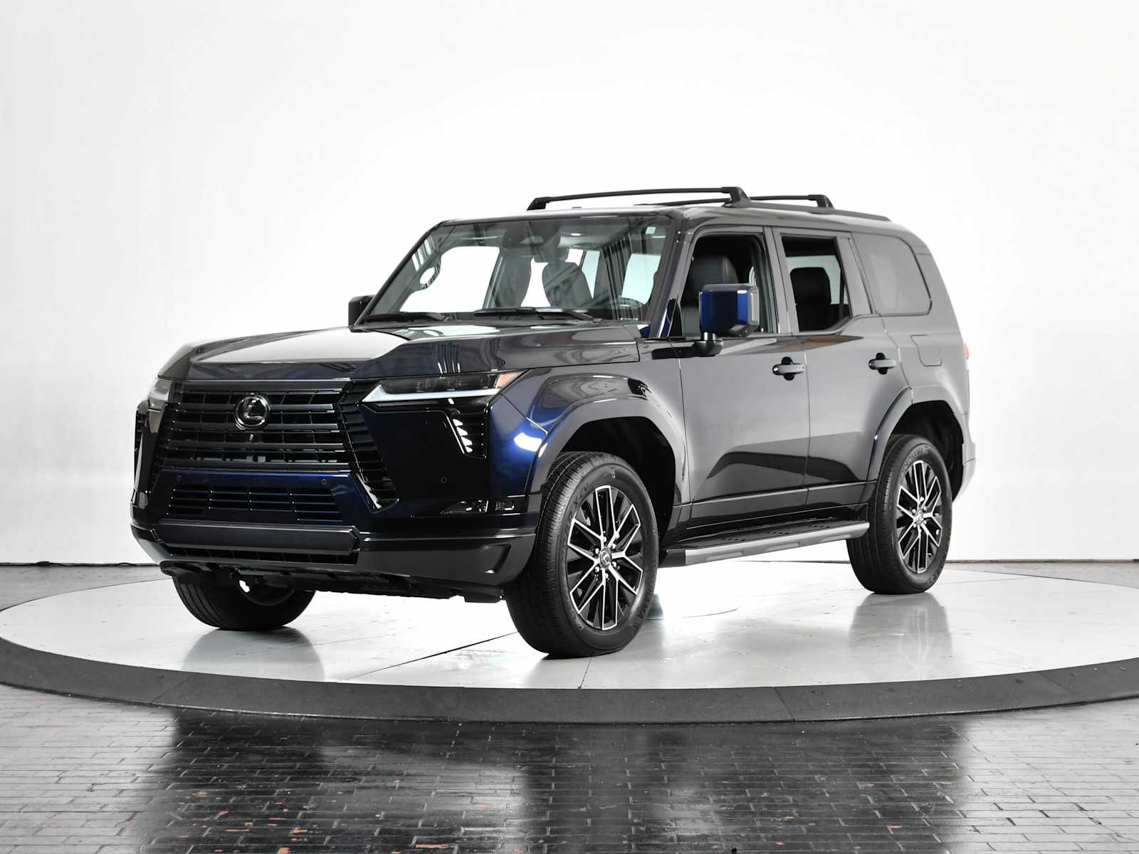 2025 Lexus GX Premium's photo