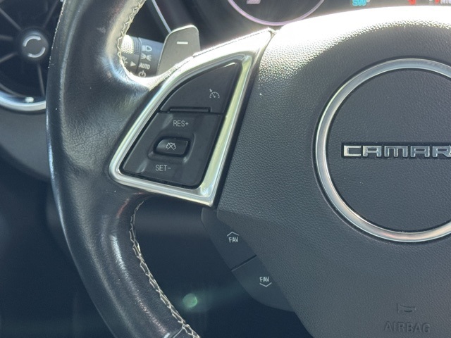 2017 Chevrolet Camaro 2LT photo 26