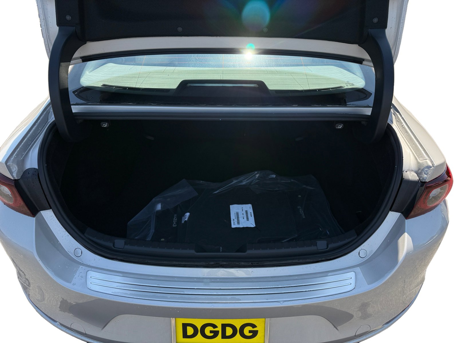 2025 Mazda Mazda3 2.5 s Preferred photo 17