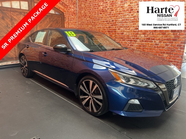 2019 Nissan Altima 2.5 SR photo 4