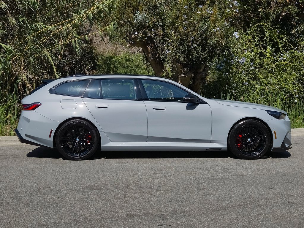 2026 Bmw M5 5 Touring photo 4