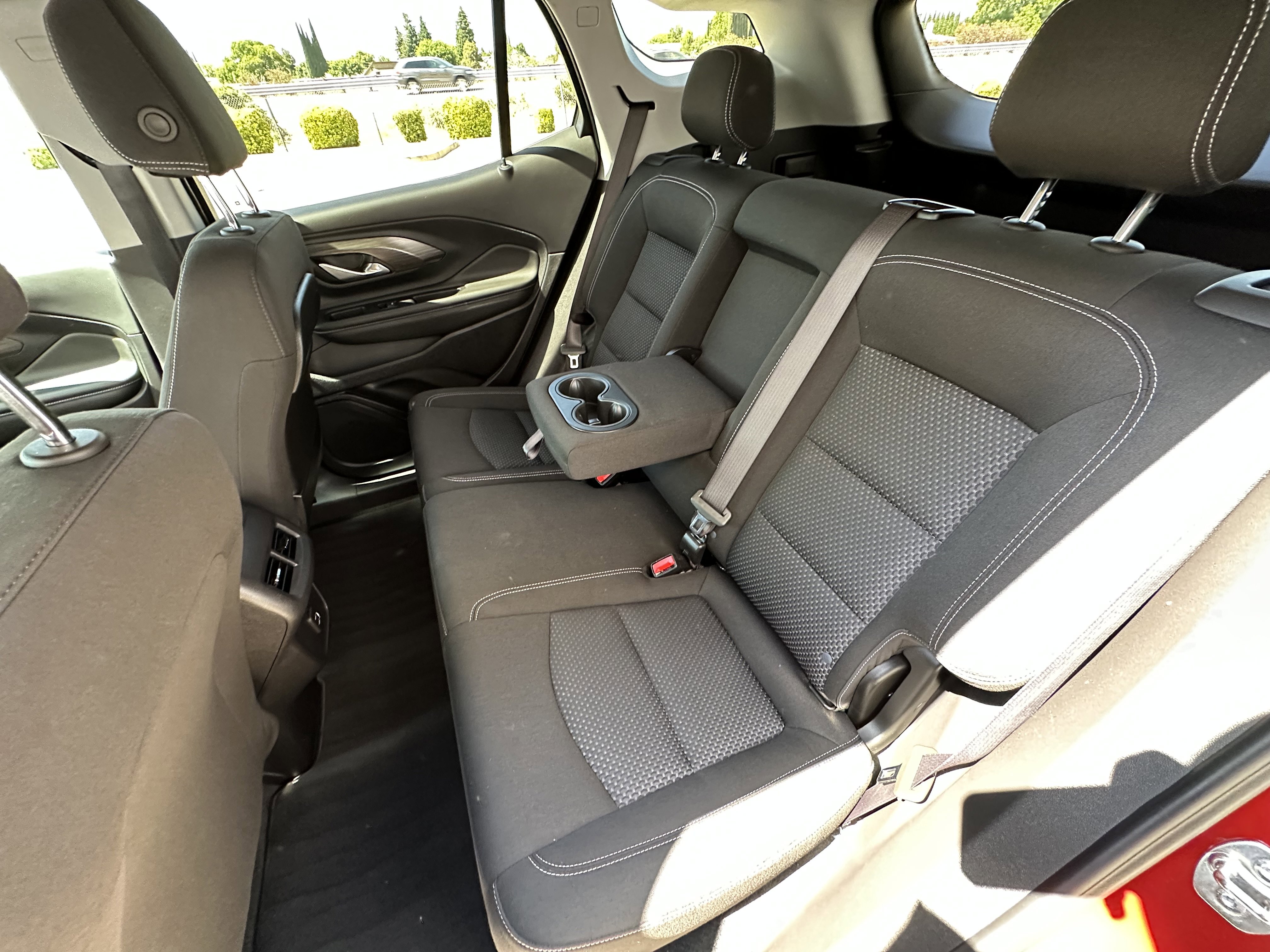 2024 Gmc Terrain SLE photo 5