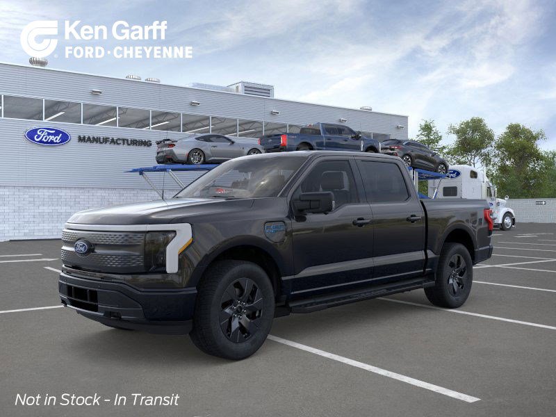 2025 Ford F-150 Lightning Flash's photo