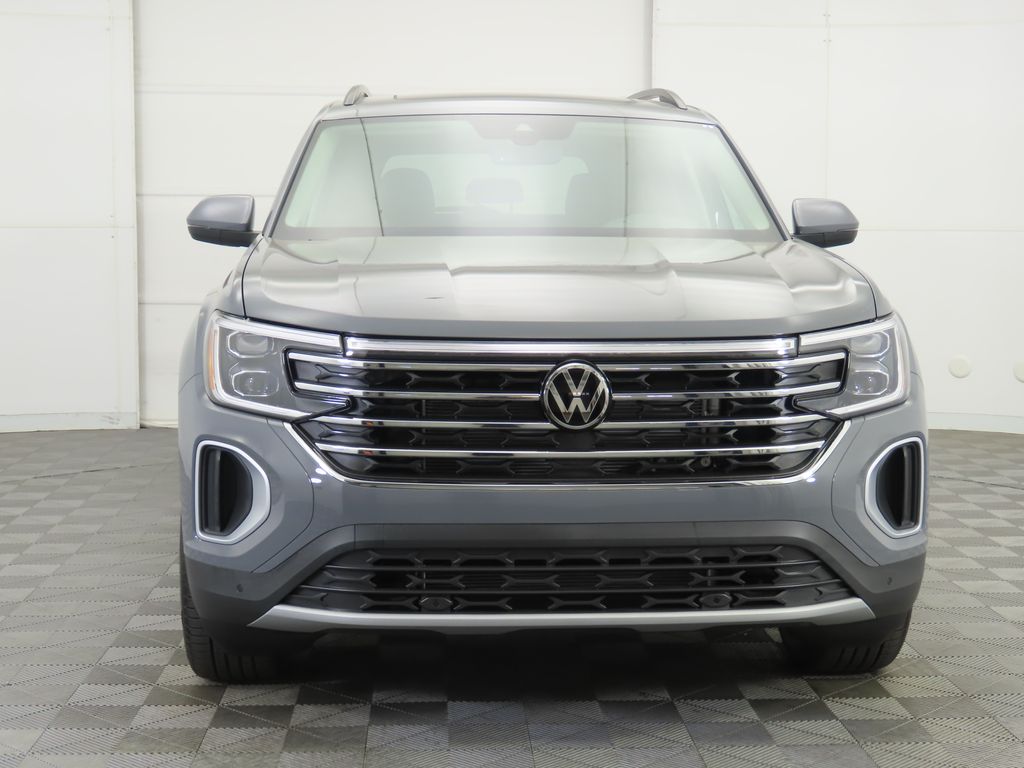 2026 Volkswagen Atlas SE Technology photo 2