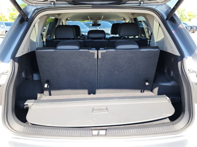 2024 Volkswagen Tiguan SE Wolfsburg Edition photo 4