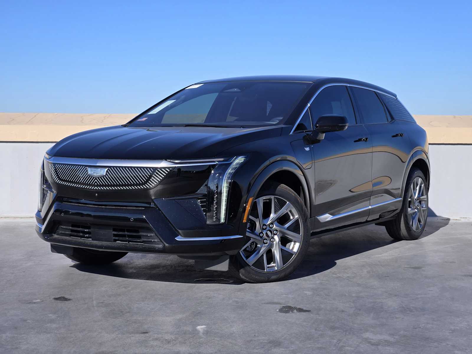 2025 Cadillac OPTIQ Luxury 2's photo