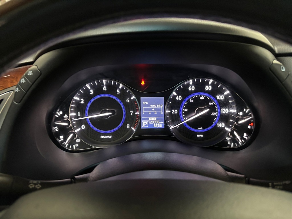 2016 Infiniti QX80 Base photo 25