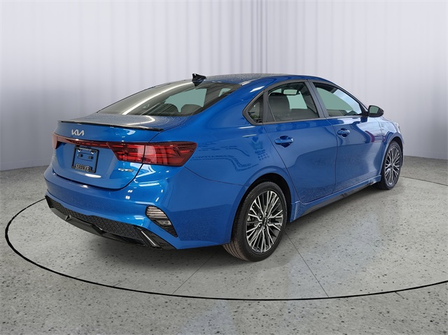 2024 Kia Forte GT-Line photo 3