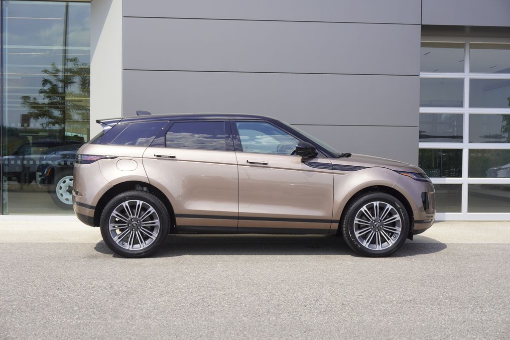 2026 Land Rover Range Rover Evoque S photo 7