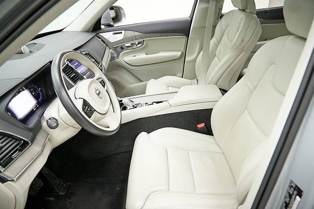 2024 VOLVO XC90 - Image 20