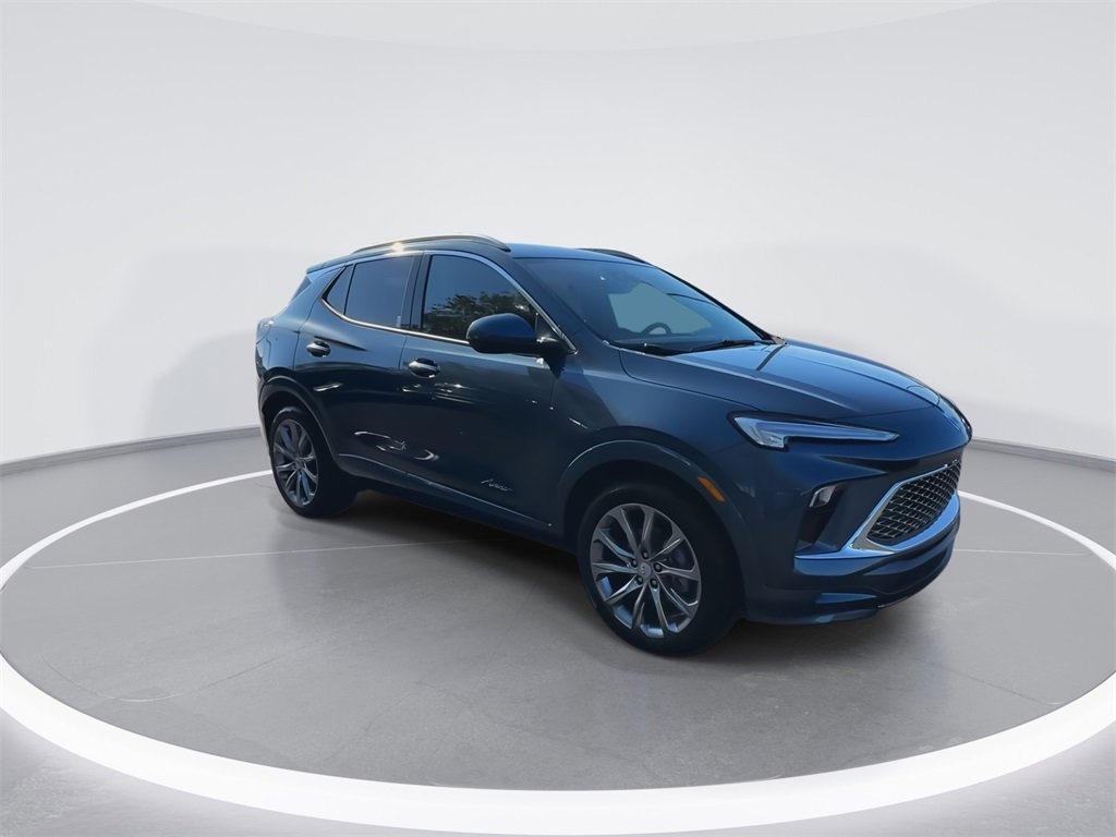 2026 Buick Encore GX Avenir photo 2