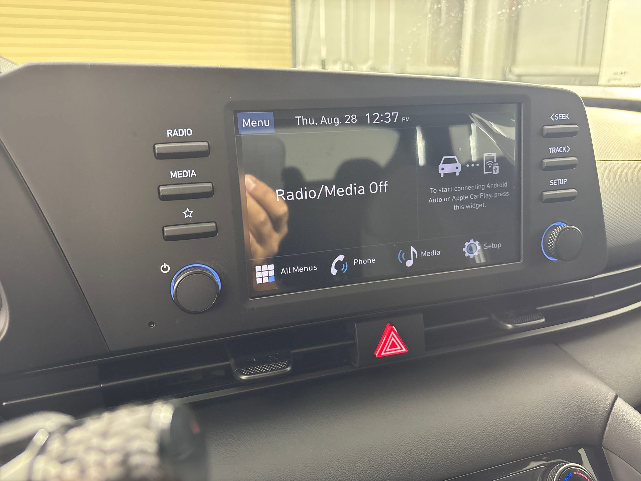 2025 Hyundai Elantra SEL Sport photo 24