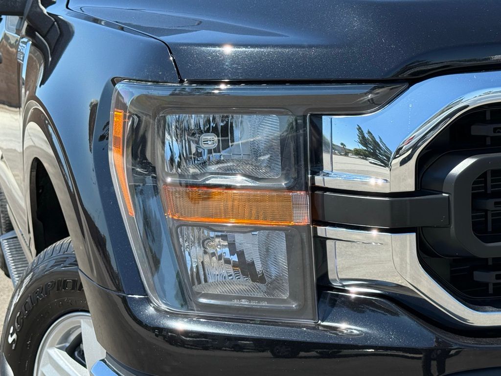 2023 Ford F-150 XLT photo 3