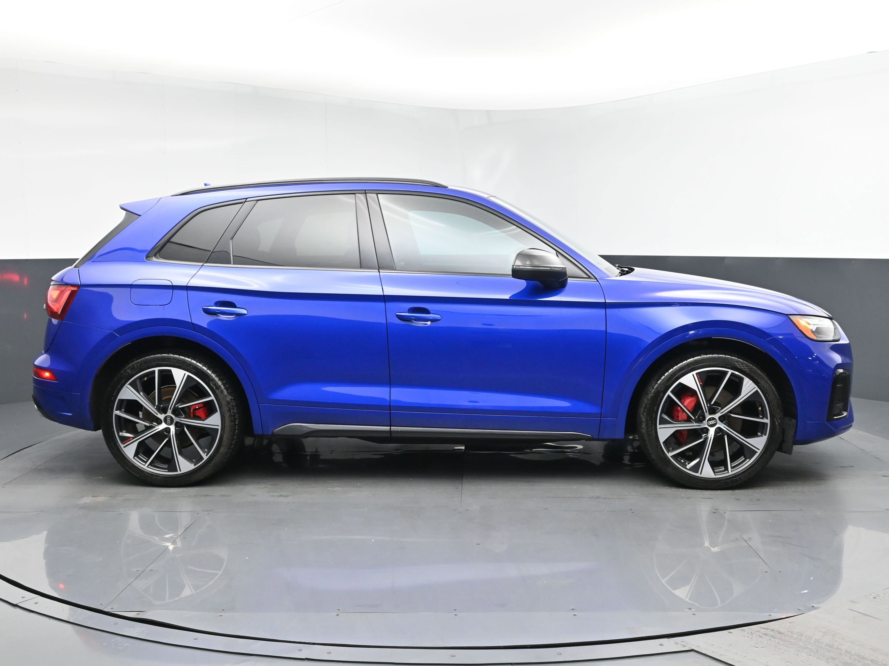 2021 Audi SQ5 Premium Plus photo 3