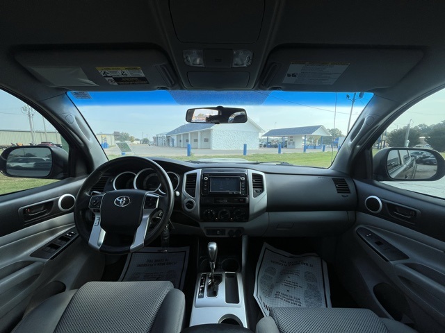 2015 Toyota Tacoma Base photo 6