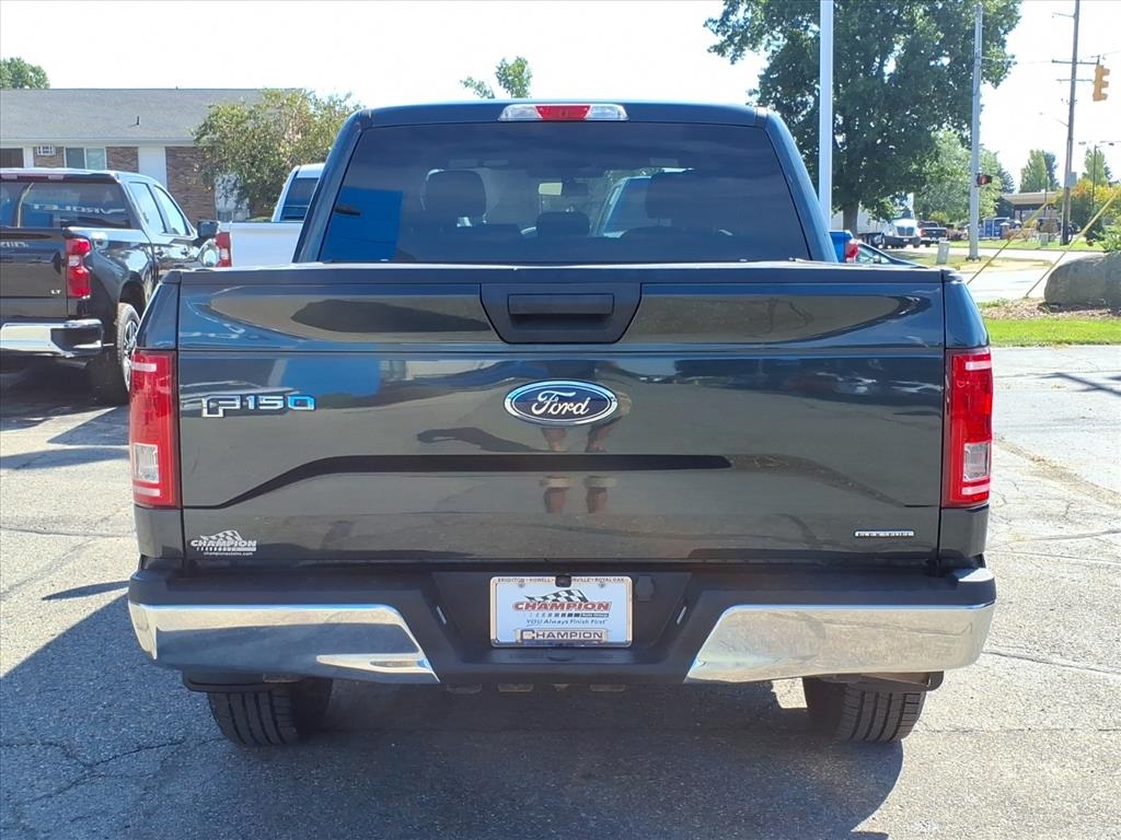 2015 Ford F-150 XLT photo 5