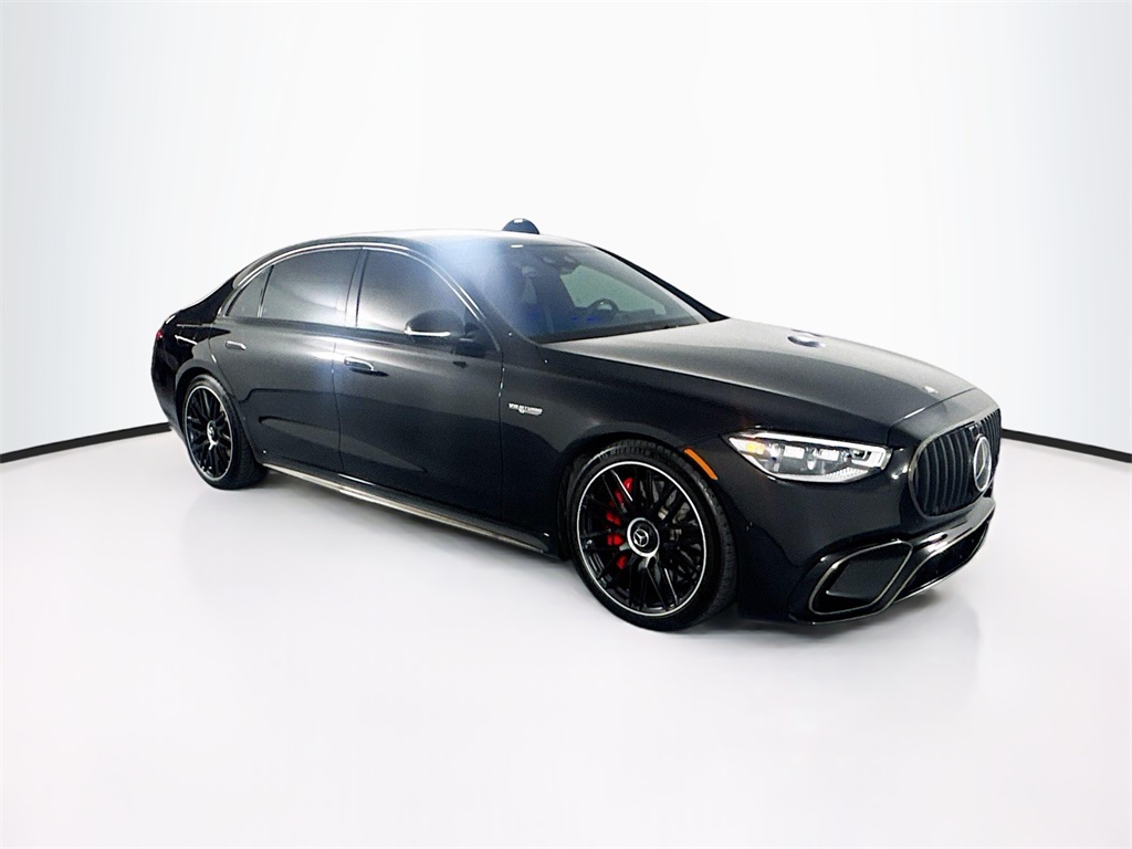 2024 Mercedes Benz S 63 e AMG 4MATIC photo 3