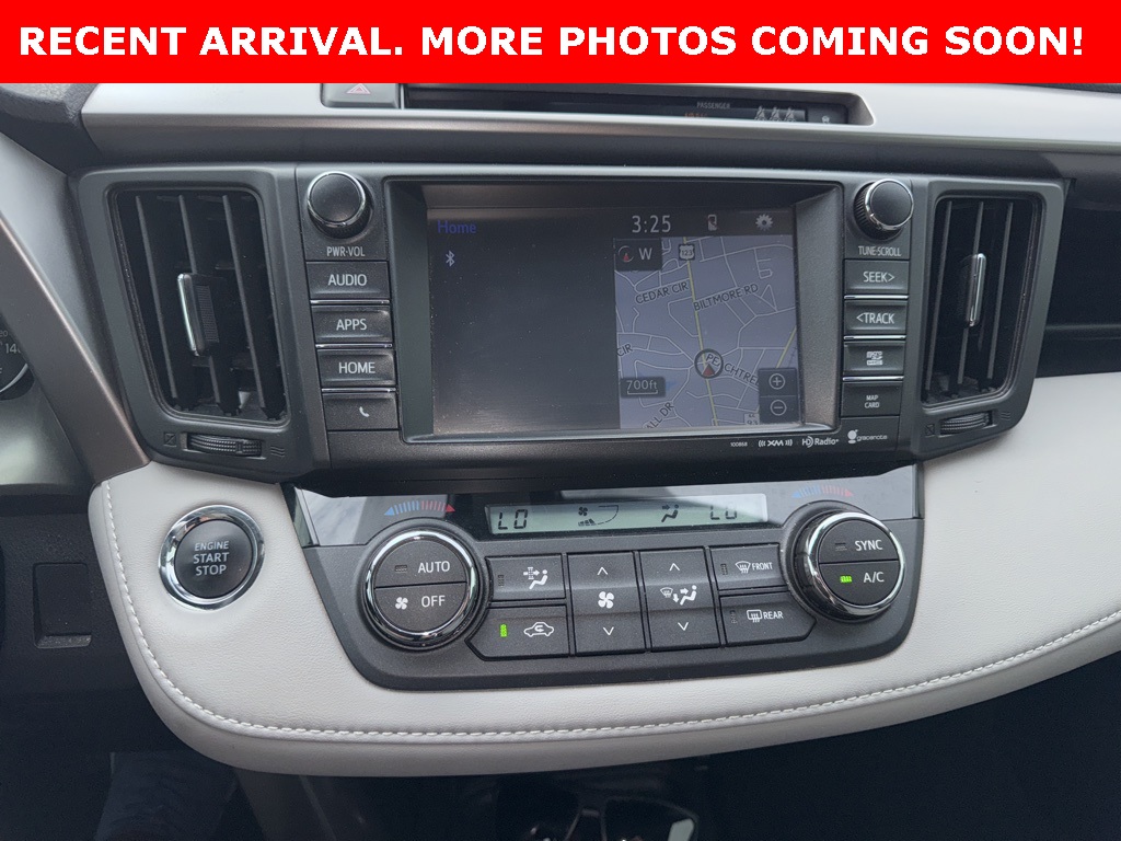 2018 Toyota RAV4 Limited Platinum photo 3