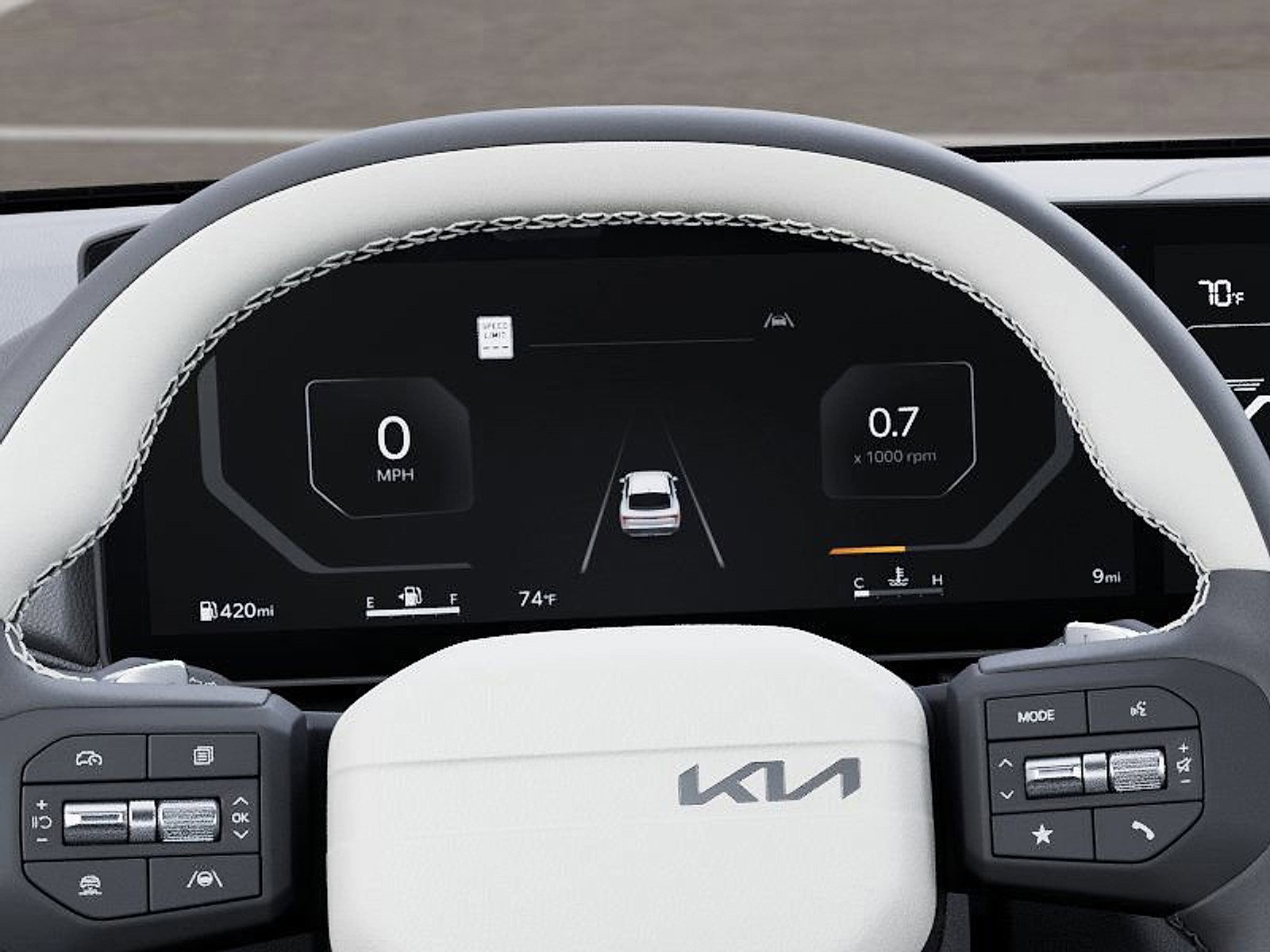 2025 Kia K4 GT-Line photo 18