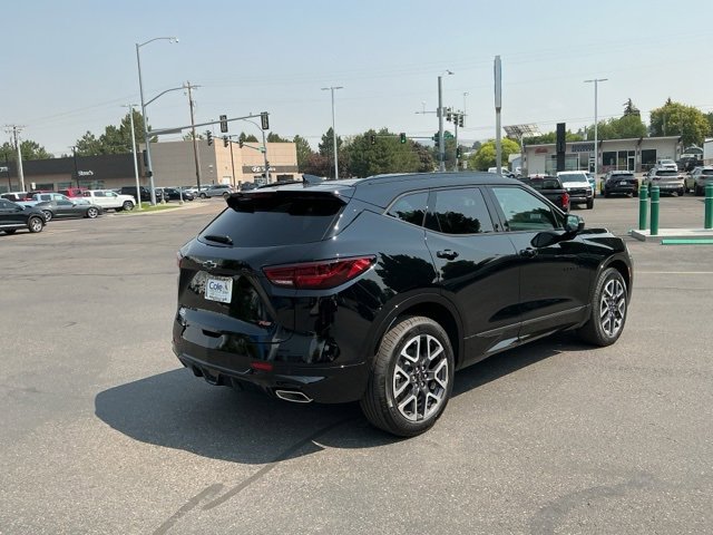 2025 Chevrolet Blazer RS photo 3