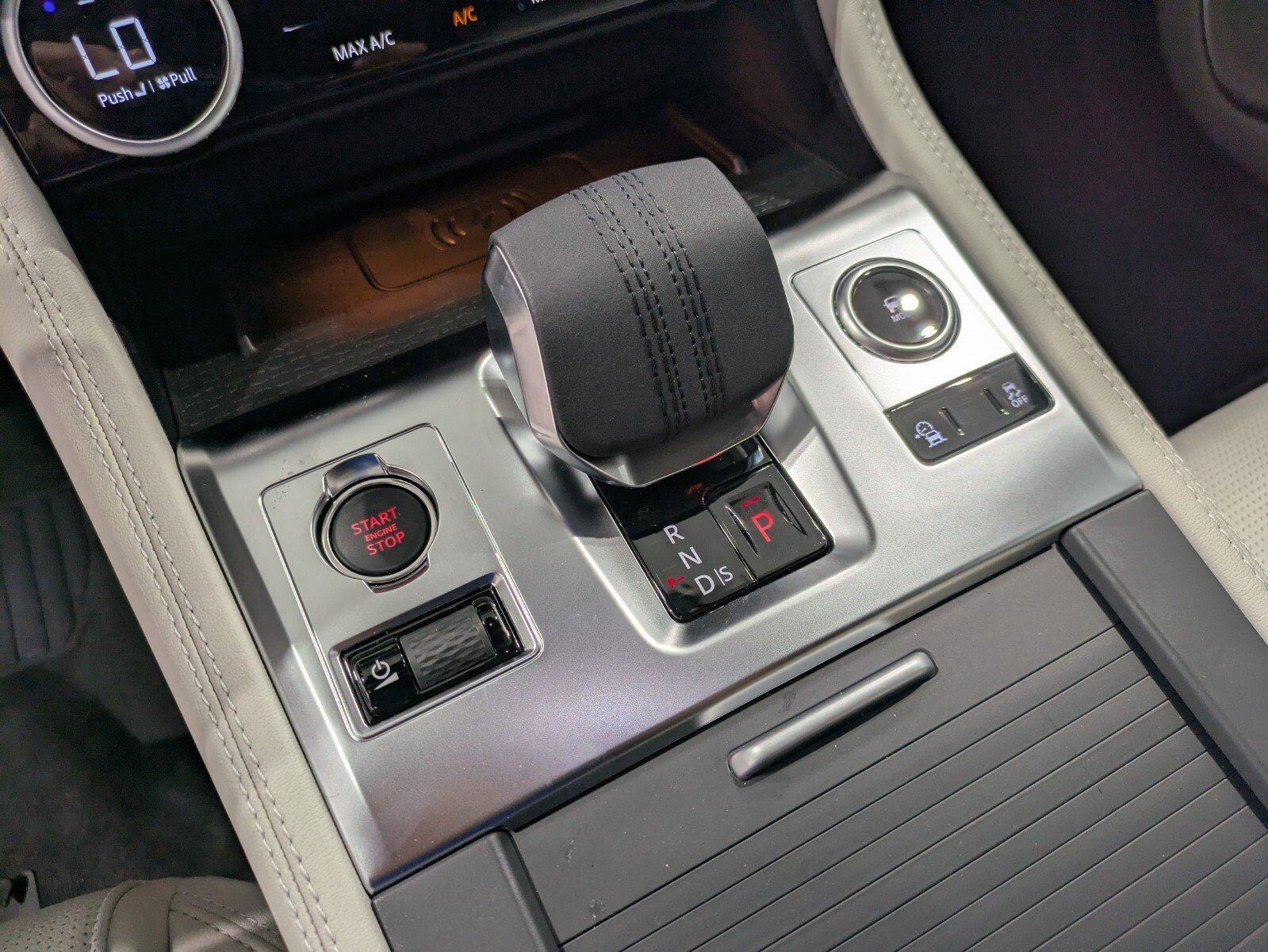2026 Jaguar F-PACE P250 R-Dynamic S photo 19